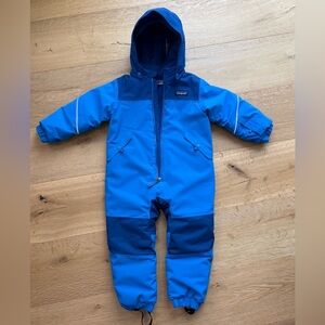 Patagonia 2T Snowsuit. Excellent condition.